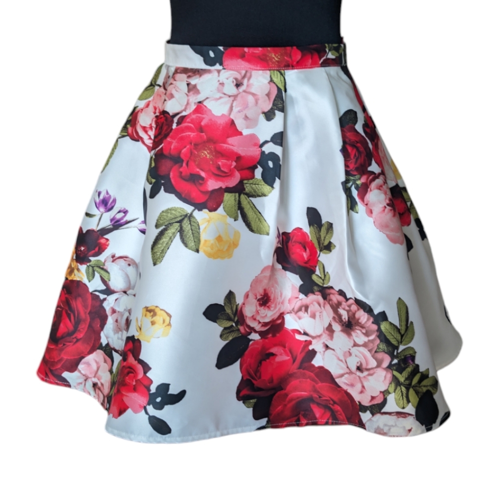 Sequin Hearts Satiny Floral Full Skirt With Petticoat Size 7